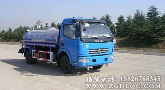 東風(fēng)康霸綠化噴灑車