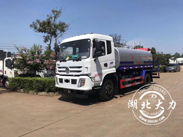 �|�L(f��ng)������ˮ܇